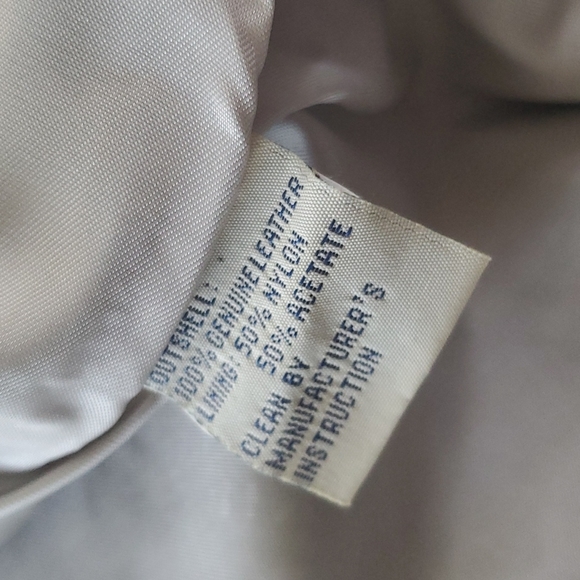 RARE AUTHENTIC AVIREX VARSITY COMMEMORATIVE 100% LEATHER JACKET - Picture 9 of 12